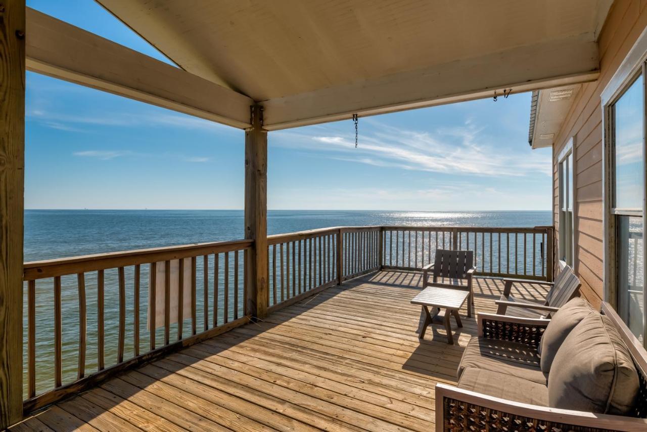 Sun Spot - True Gulf Front Private Home With Lovely Gulf Side Deck, Home Dauphin Island Exterior photo
